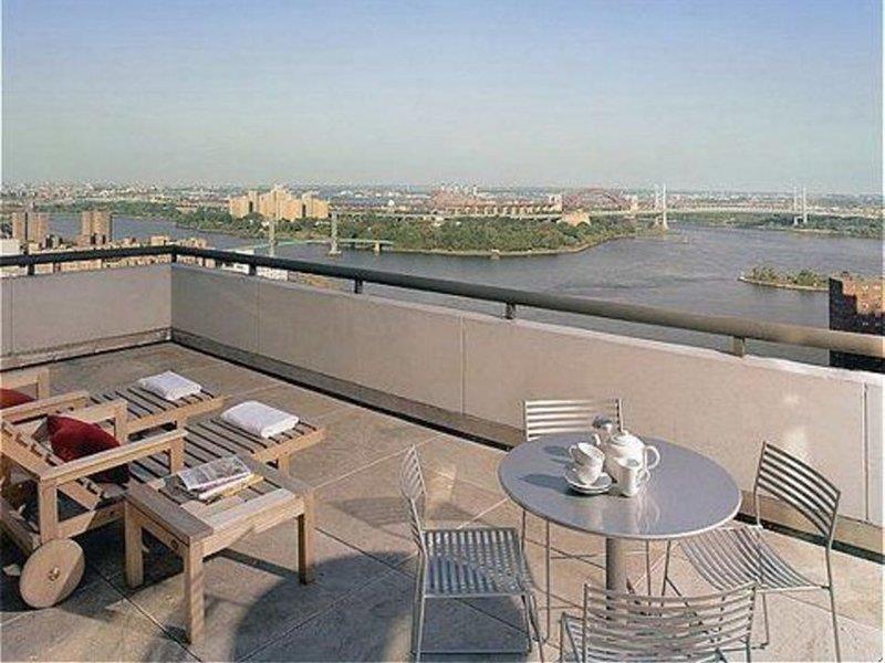 The Marmara Manhattan New York Room photo